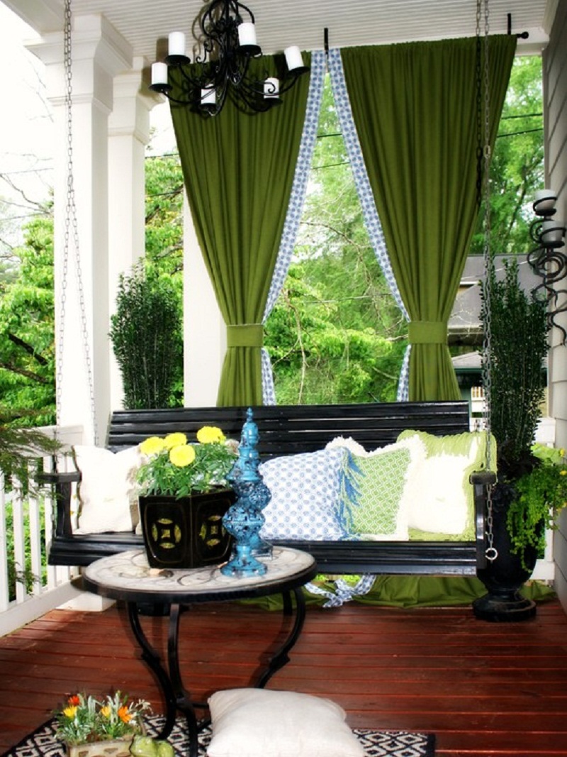 Outdoor Window Treatments: Coverings for an Intimate, Indoor Feel